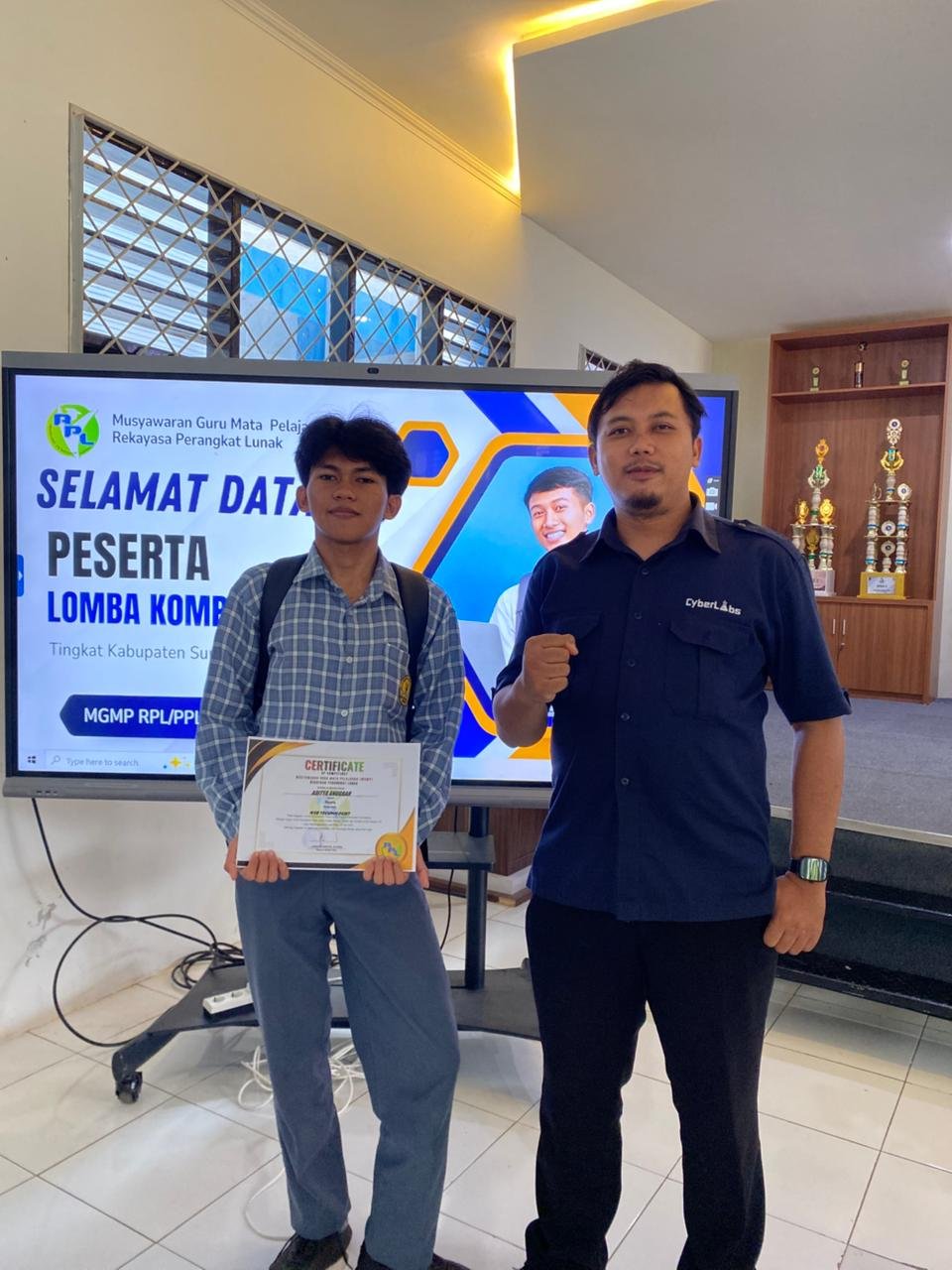 Juara 2 - Web Technologies